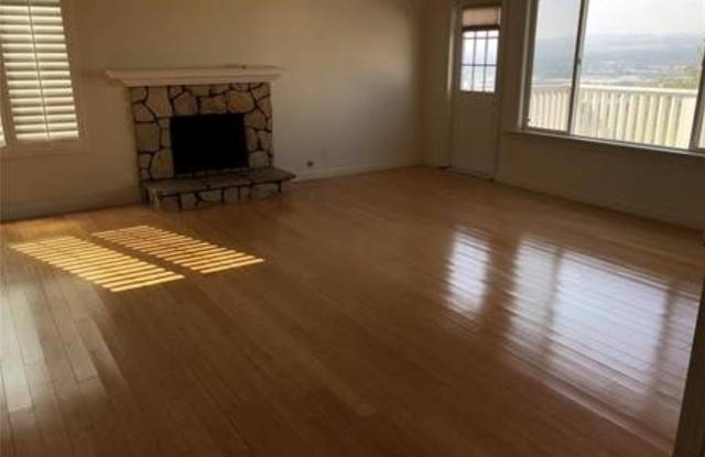 343 S Silverbrook Drive Gallery 4