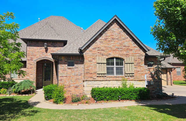 Stunning Huge 4 Bedroom in Gated Community photos photos