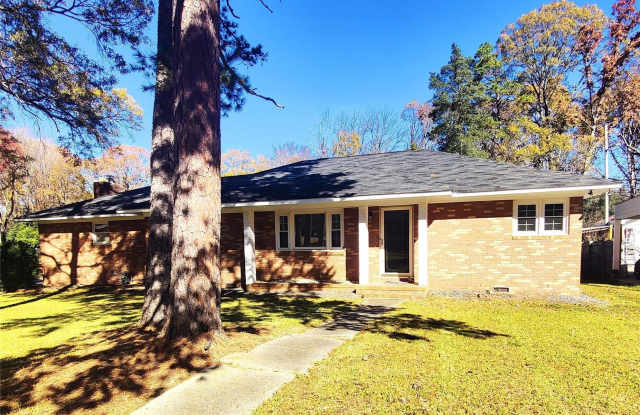 701 Allister Drive - 701 Allister Drive, Charlotte, NC 28227