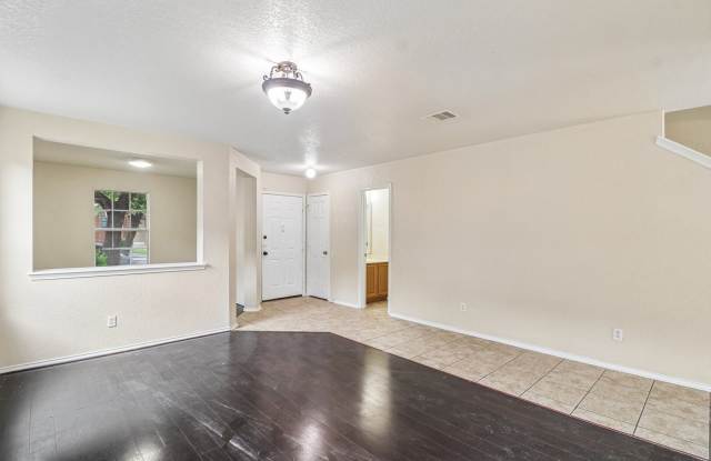 407 Amberdale Oak Gallery 4