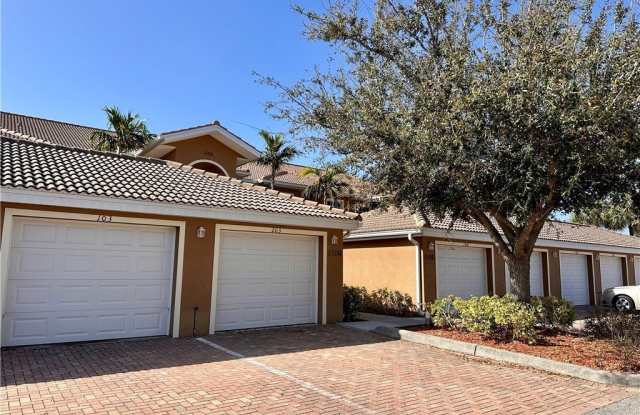 1108 Winding Pines Circle unit: 203 photos photos
