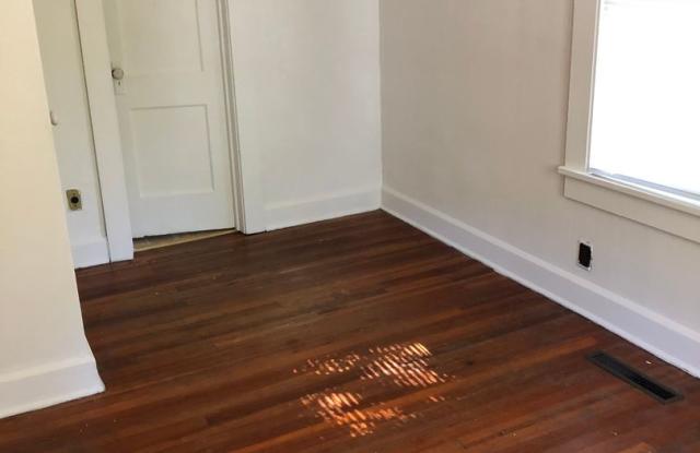 207 E 12th St Gallery 3