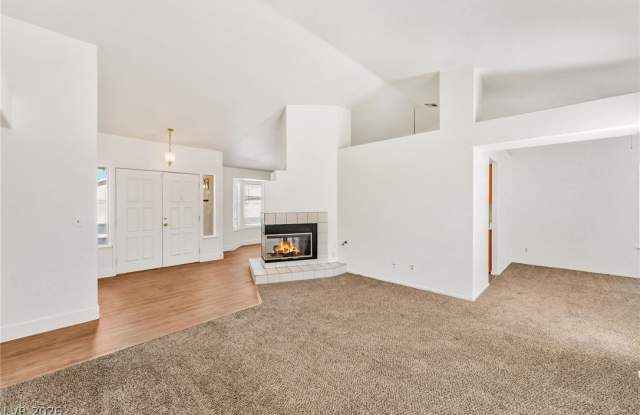 4904 Spring Falls Way Gallery 4