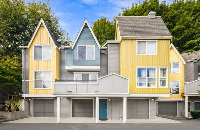 2 Bedroom 2 Bath Townhouse 2 Car Garage S Seattle - 1511 Cherrylane Avenue South, Seattle, WA 98144 2 Bedroom 2 Bath Townhouse 2 Car Garage S Seattle - 1511 Cherrylane Avenue South, Seattle, WA 98144