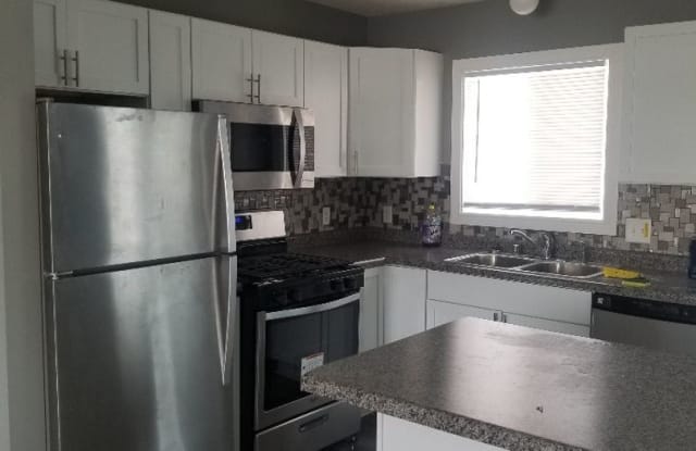 7211 Camden Ave N - 7211 Camden Avenue North, Brooklyn Center, MN 55430