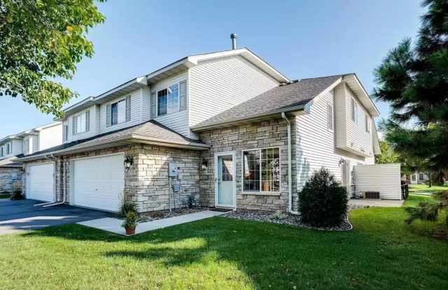 17058 Eagleview Way Gallery 1