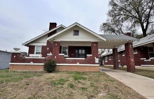 Recently Renovated Brick Home Minutes Away from Crosstown, Midtown, Rhodes  More! photos photos