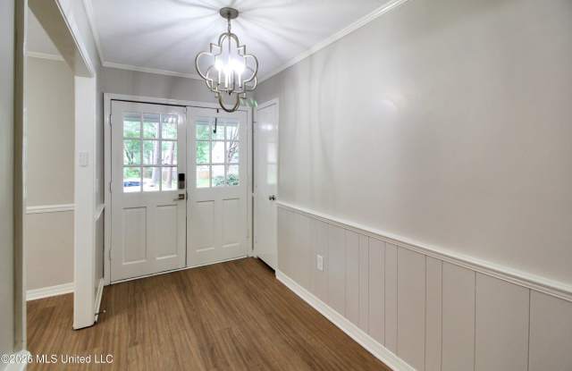 320 Helmsley Drive Gallery 4