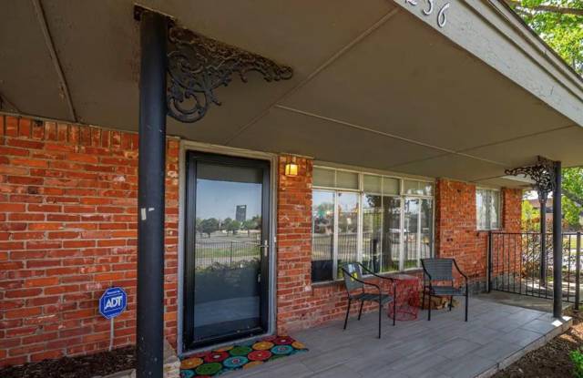 Cute Duplex + Heart of OKC photos photos