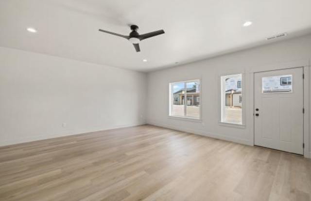 4621 King Ave W Gallery 3