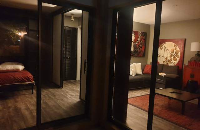 392 Prestwick Circle Gallery 4
