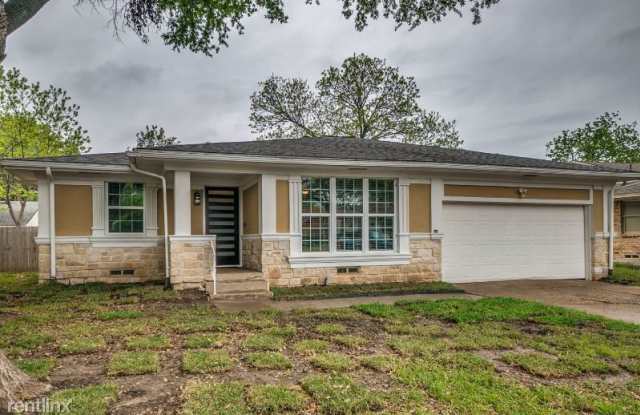 3325 Ruidosa Ave Gallery 2