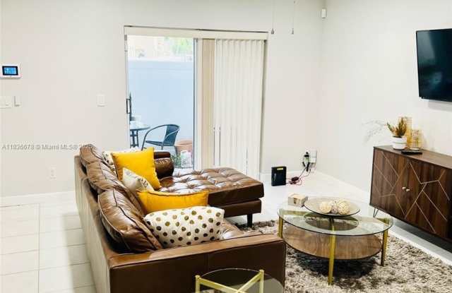 12661 SW 53rd St photos photos