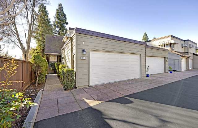 Beautiful Townhome in the Heart of Pleasanton photos photos