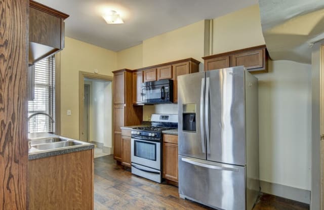1212 S 10th Street - 1212 South 10th Street, Omaha, NE 68108