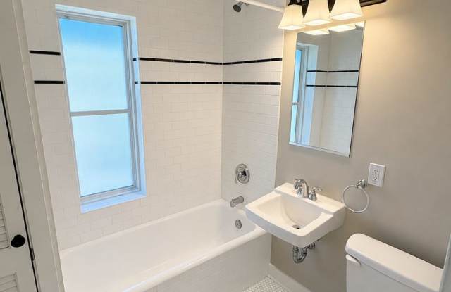 Carberry Apartments (503 N. 40th St.) Gallery 3