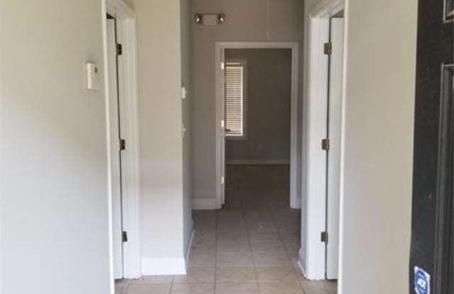 141 Mirramont Lake Drive Gallery 4