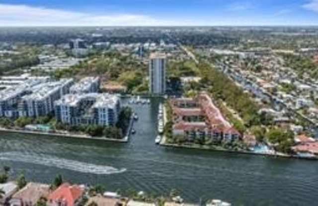 3200 PORT ROYALE Drive N Gallery 2