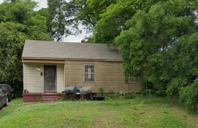 2700 Dwight Road Gallery 1