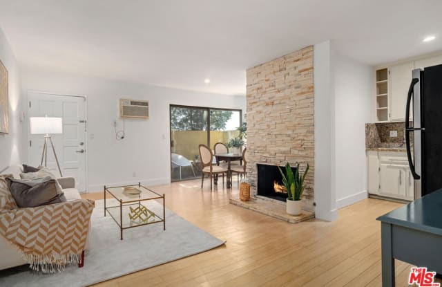 11959 Dorothy St - 11959 Dorothy Street, Los Angeles, CA 90049