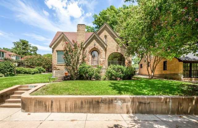 1002 Valencia Street - 1002 Valencia Street, Dallas, TX 75223