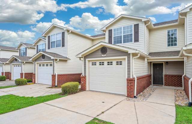 2 Bedroom Townhouse in Crestview! photos photos