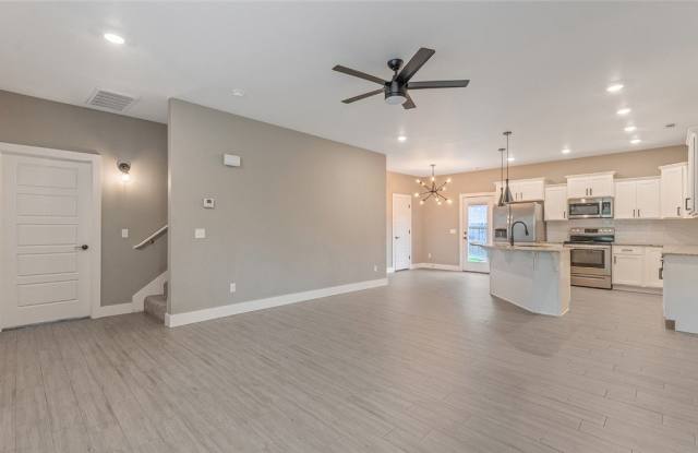 334 W Kinniburgh Drive Gallery 4