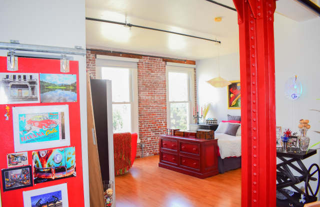 253 S Broadway photos photos