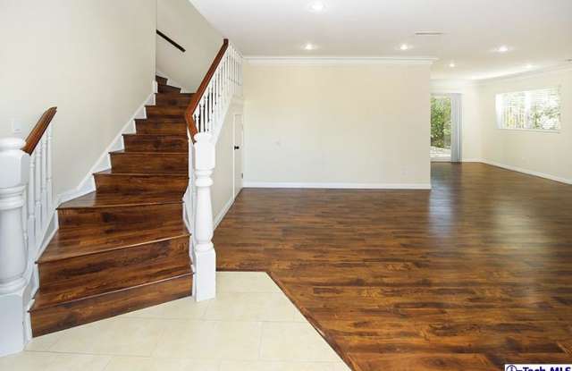 4838 Haskell Avenue Gallery 3