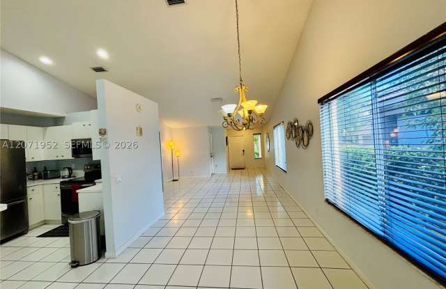 4340 Pine Ridge Ct Gallery 4