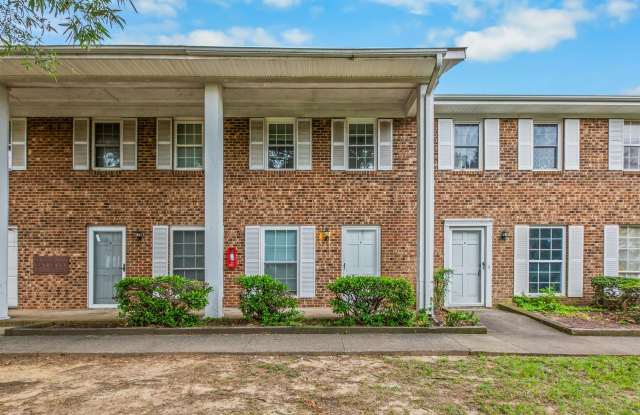 Updated Two-Bedroom Condo with New Kitchen Appliances and Private Patio Gallery 3