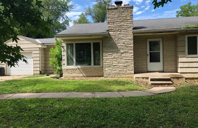 8104 99th Terrace East - 8104 East 99th Terrace, Kansas City, MO 64134