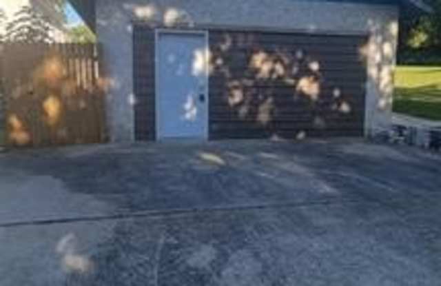 900 N Garfield Avenue unit: 1/2 photos photos