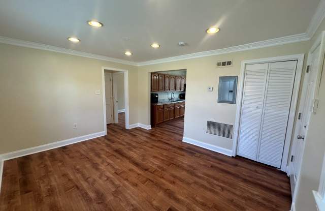 410 NEW PITTSBURG Avenue Gallery 2