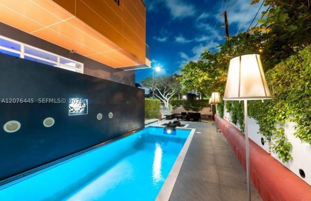 1606 S Bayshore Dr Gallery 3
