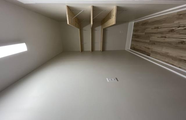 305 Sukoshi Drive Gallery 2
