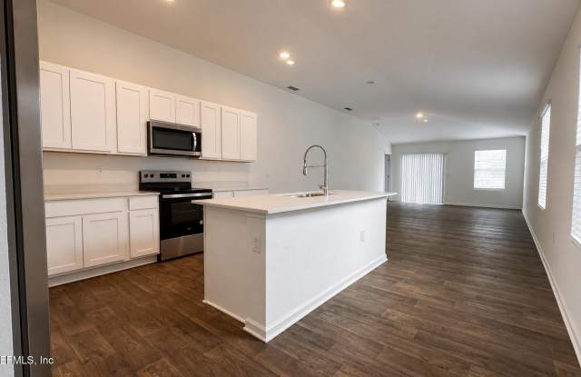 4285 HEMLOCK Street Gallery 3