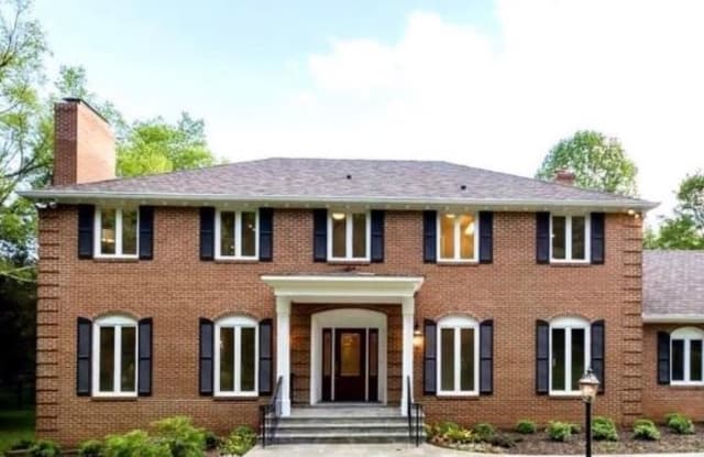 1010 Murphy Drive - 1010 Murphy Drive, Great Falls, VA 22066