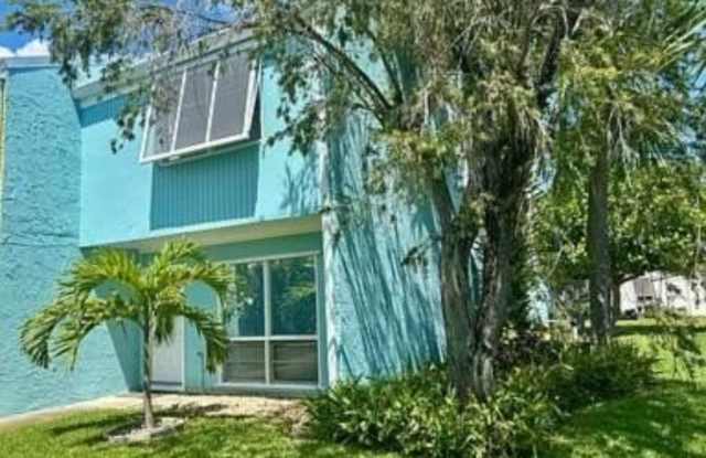 802 Shorewinds Drive photos photos