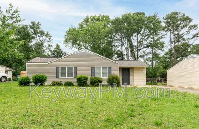 902 Alfred Street NE photos photos