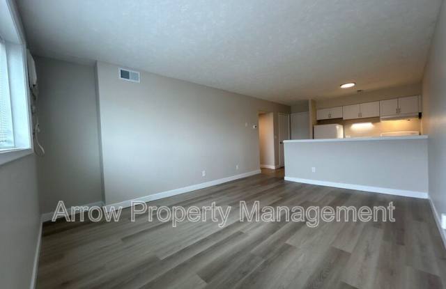 5703 S 14-3 photos photos