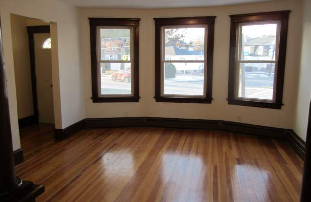 45 Vermont Street - 45 Vermont Street, Methuen Town, MA 01844