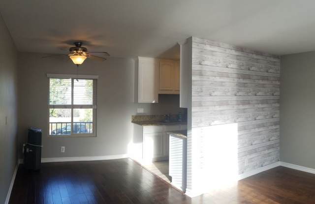 4737 34th Street, Unit 19 Gallery 2