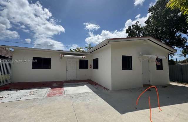 252 E 36th St photos photos