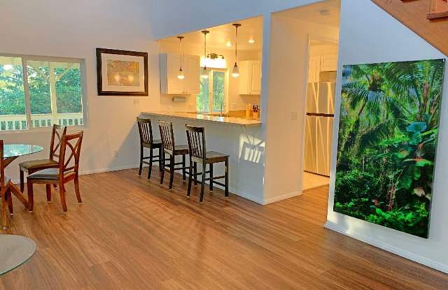Beautiful Oceanfront 3 Bedroom Unit on Kaloli Point Gallery 3