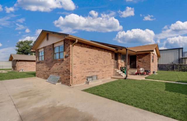 Move in Ready 3 Bedroom 2 Bathroom House! photos photos Move in Ready 3 Bedroom 2 Bathroom House! photos photos