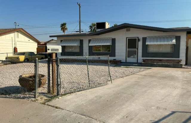 6121 Granada Circle photos photos