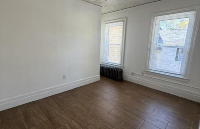 206 Cass unit # 1 Avenue Gallery 4