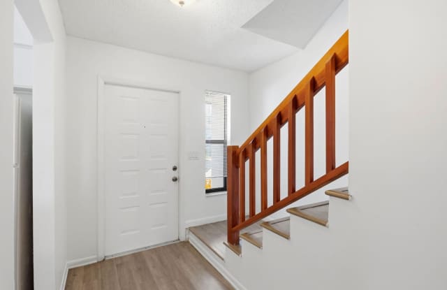 2305 Seaside Drive Gallery 3