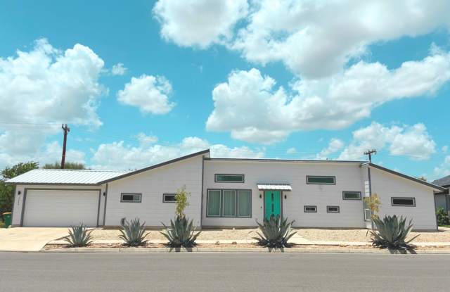 9546 Autumn Run - 9546 Autumn Run Lane, Converse, TX 78109